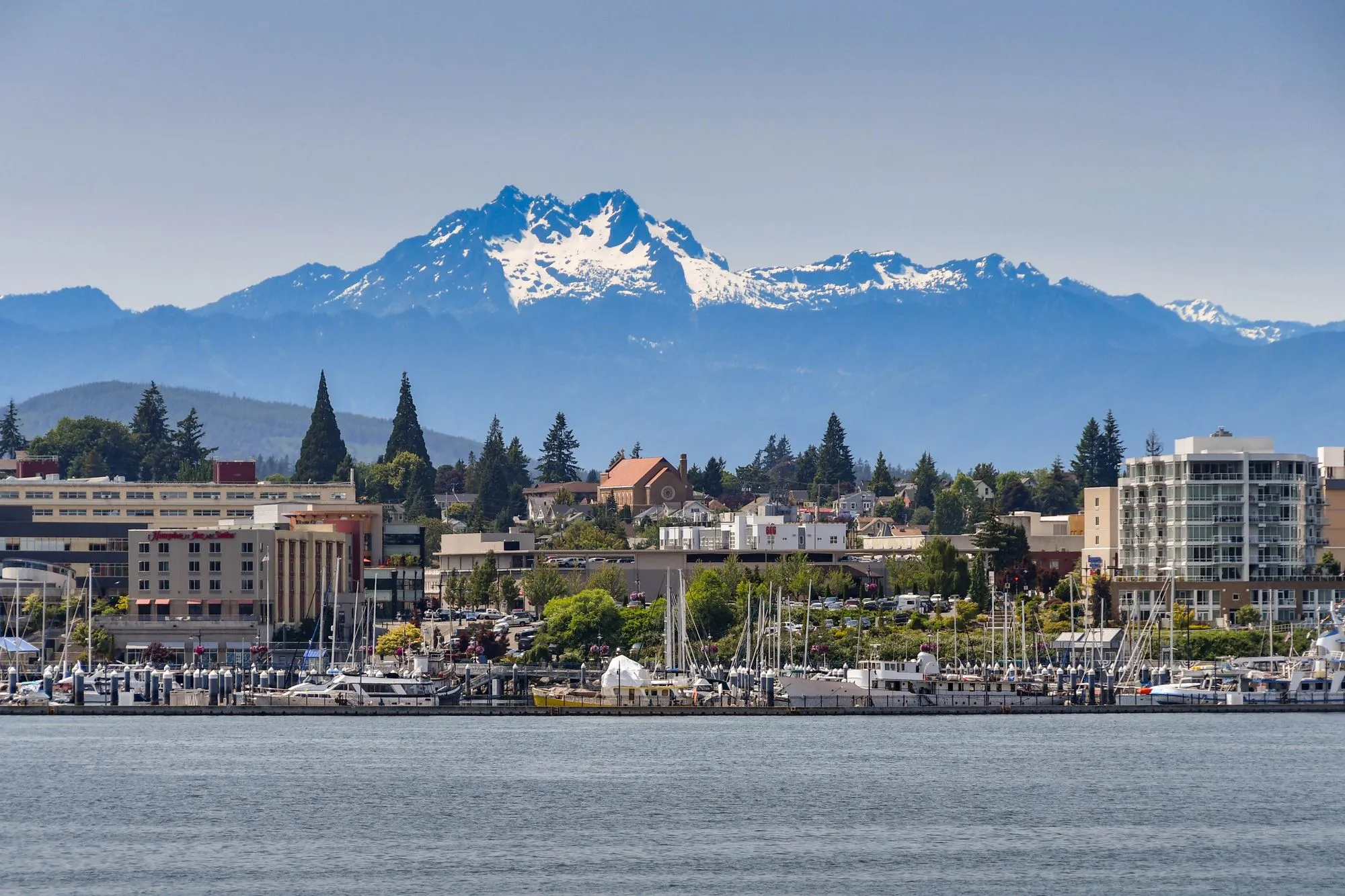 We make moving stress-free, simple, and fast for families and businesses in Bremerton, WA